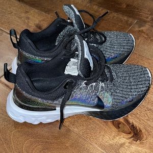 Nike React Infinity 3 Flyknit Running Shoes size 6.5 Black/White Oilslick